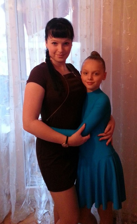 Наша первая медаль в танцевальном конкурсе.