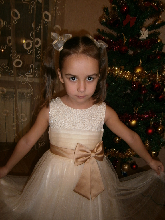 Спасибо за платье, сегодня обновили)