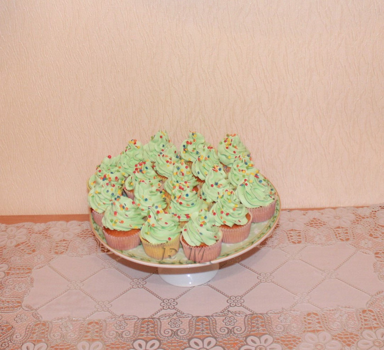 капики  Новогоднее конфетти ))