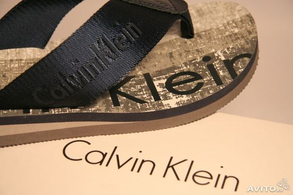 Cланцы от Calvin Klein Jeans (новые в коробке) 1800 руб