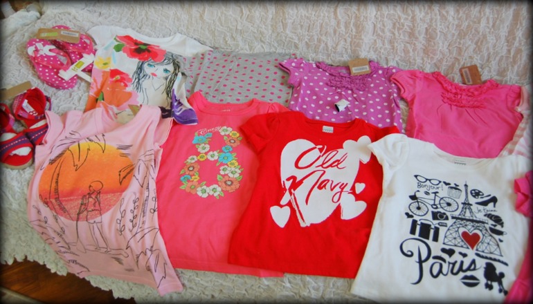 Это болезнь или ребенок одет на год вперёд)))))