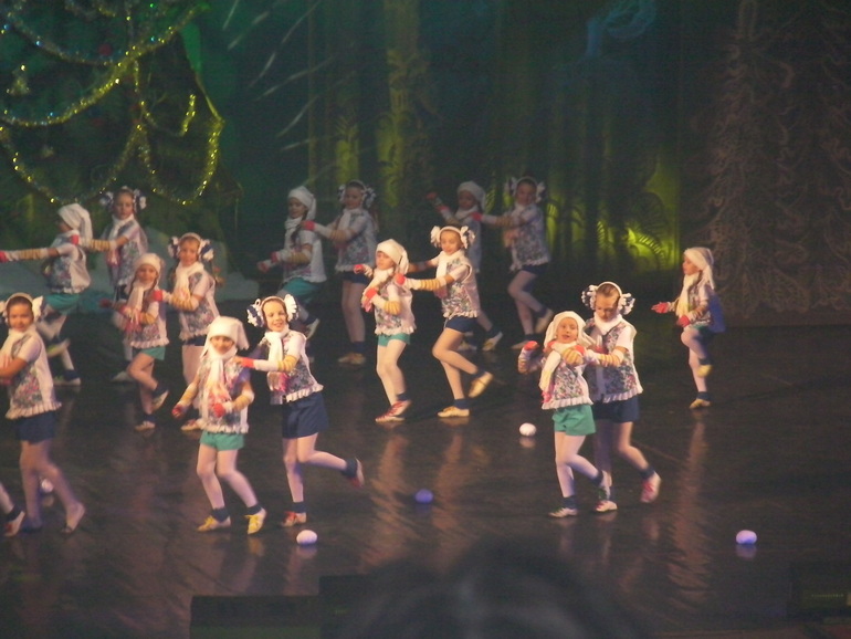 Наша первая Новогодняя Ёлка (фотоотчет)