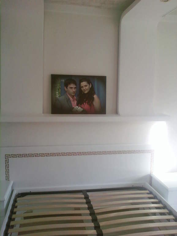 помогите подобрать шторы  в спальню