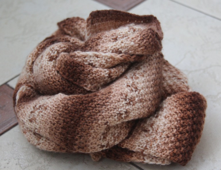 Шарф или шарф снуд