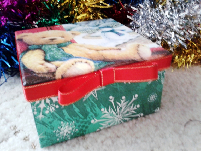 Коробочка под елочку