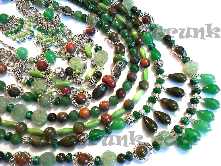 Синяя Лошадь любит Зелень!