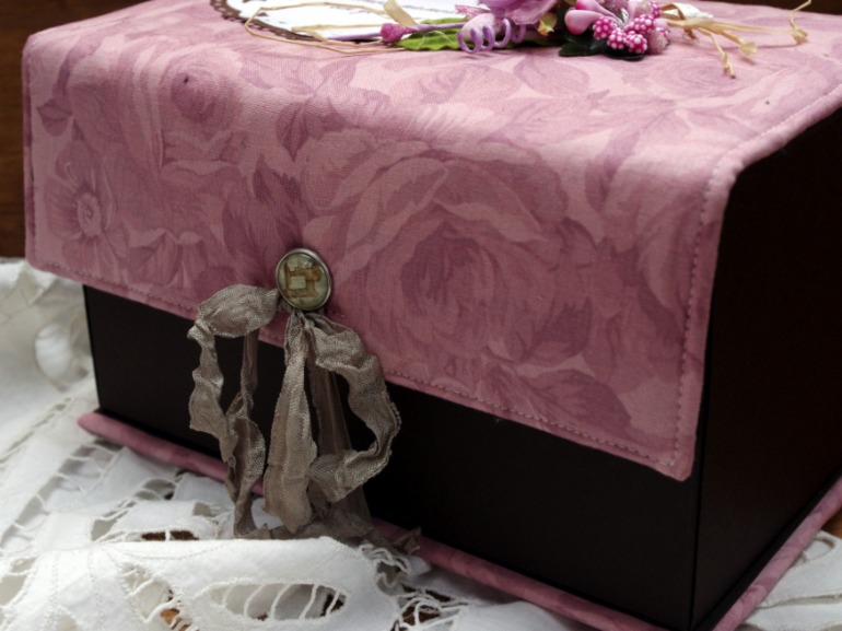 шкатулка для украшений.