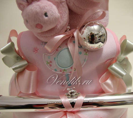 Подарок на рождение для девочки.Торт из памперсов " Розовые сны " (Коллекция VIP"Изящные подарки" )