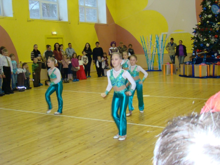 Елка в ДК....