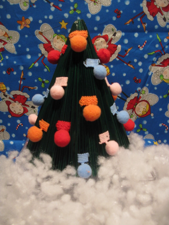 елка и новогодний носок в детский сад .