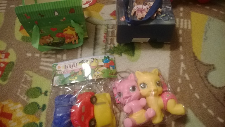 Наша посылочка пришла!