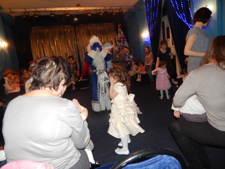 Новогодняя ёлка в театре кукол!