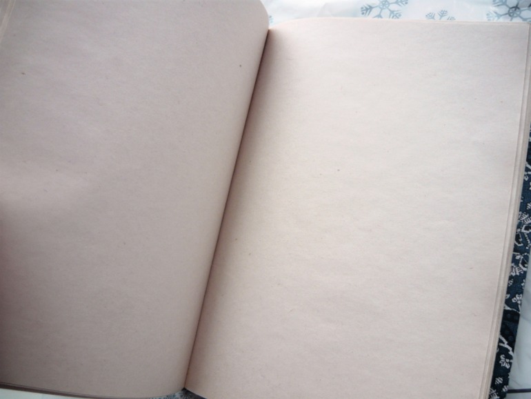 Блокнот и кулинарная книга