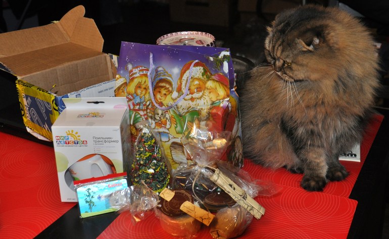 а наша снегурочка из города Зима )))