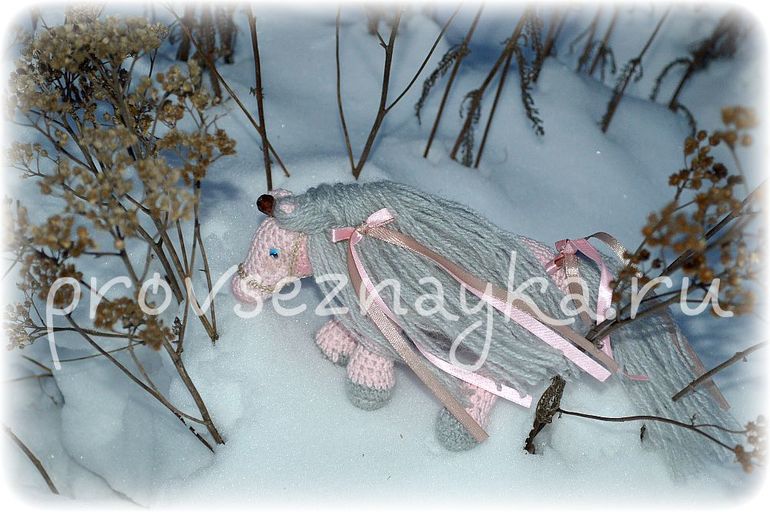 Розовая лошадка