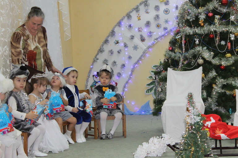 Елка в детском саду.