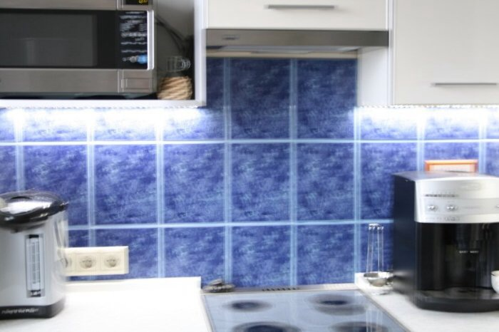 Белая кухня 8,8 м кВ