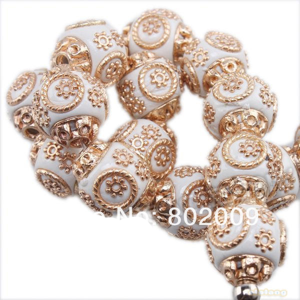 Фурнитура, подвески и бусины в наличи