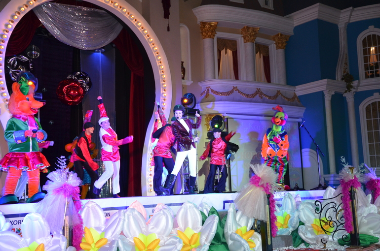 КОРСТОНЯТА И КОНЕК-ОГОНЕК С ФОТКАМИ