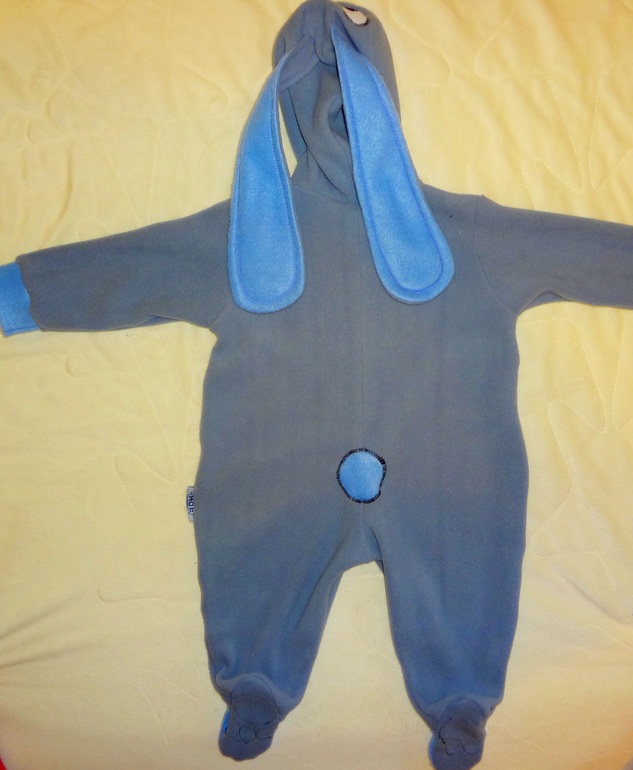 Зайка серенький...