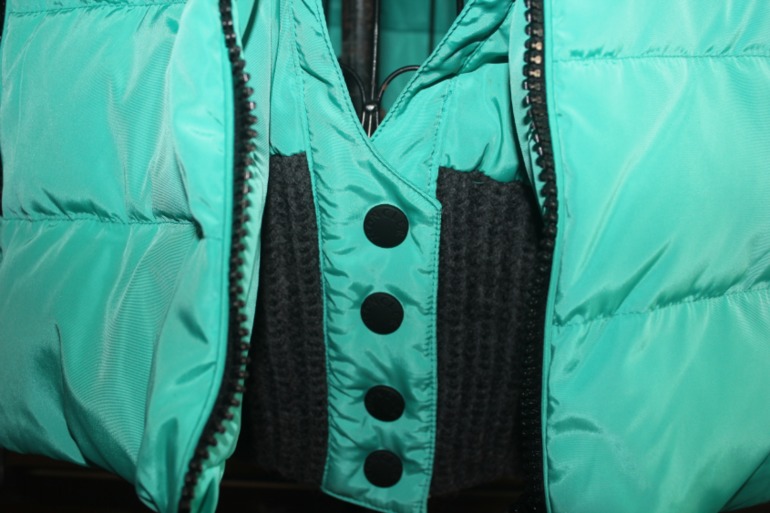 Живые фото. Moncler