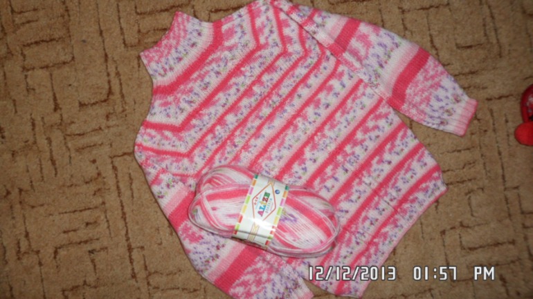 Свитерок и штанишки для Лизы