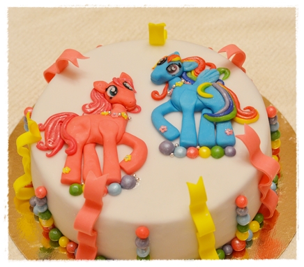 Литл пони...