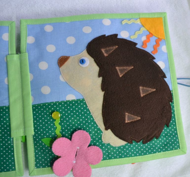 Именная развивающая книжечка)