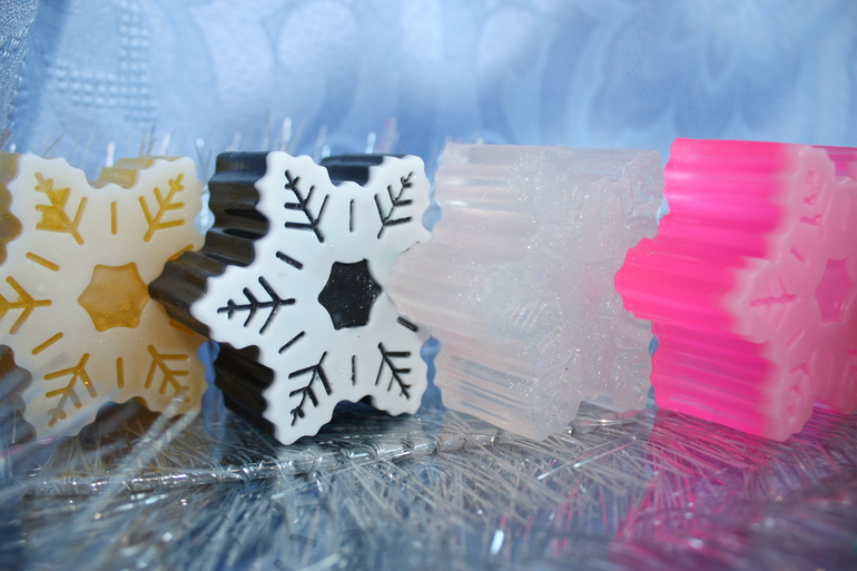 Снежинки. Сувенирное мыло