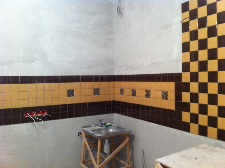 Подходит ли цвет кухни к плитке?