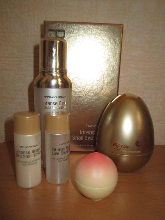 TONY MOLY