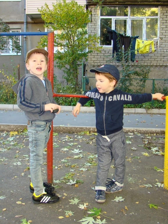 Разбираю фотки...