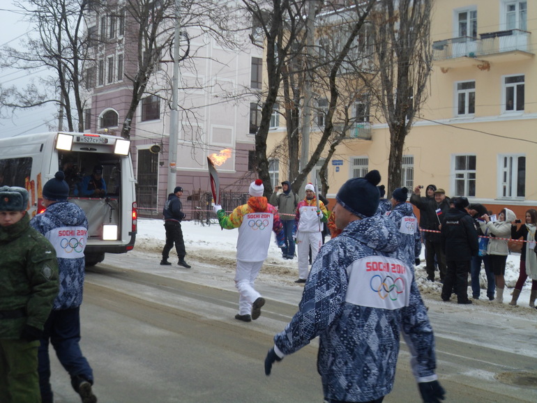 Встречаем Олимпийский огонь в Ставрополе (24.01.14)
