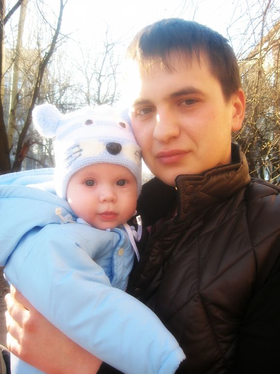 Боже как быстро летит время нам уже 5 месяцев!!!!!