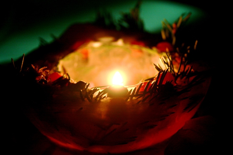 Ледяной подсвечник