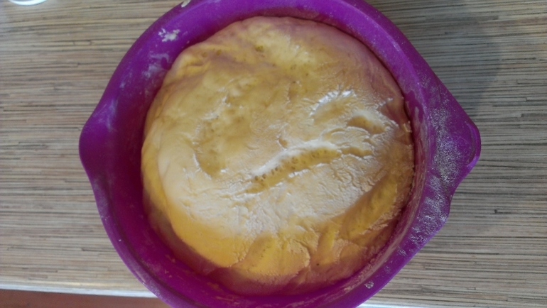 Пицца постная с форелью.