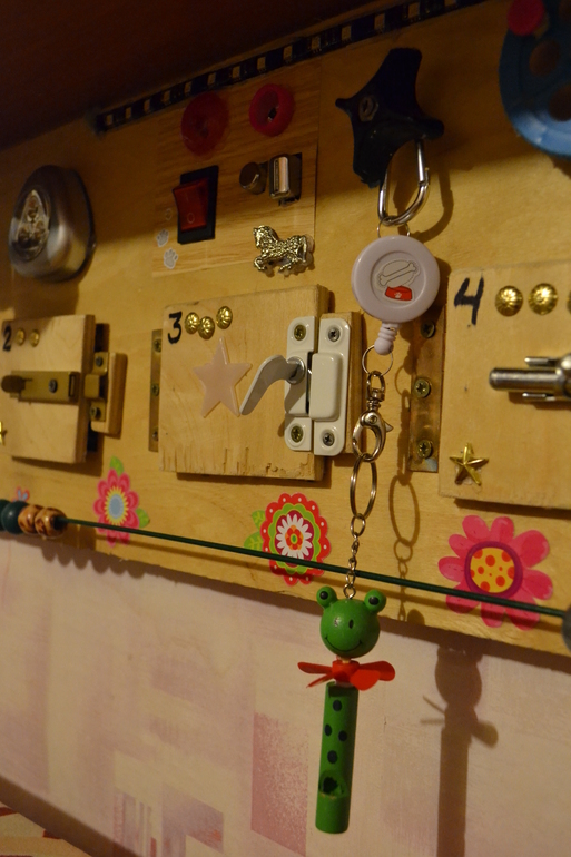 Развитие моторики для папы и ребенка. Развивающий пульт