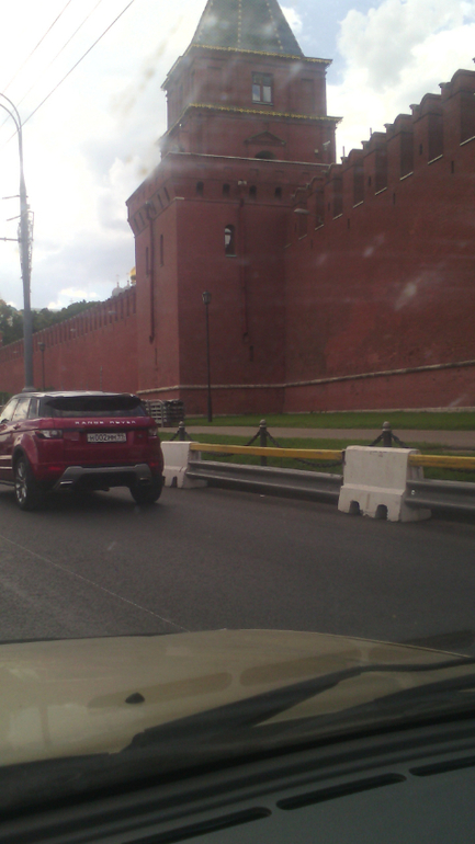 кремль из окна авто