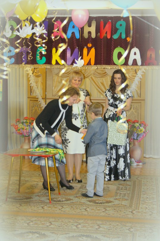 Мой любимый выпускник и почти первоклассник 2014...