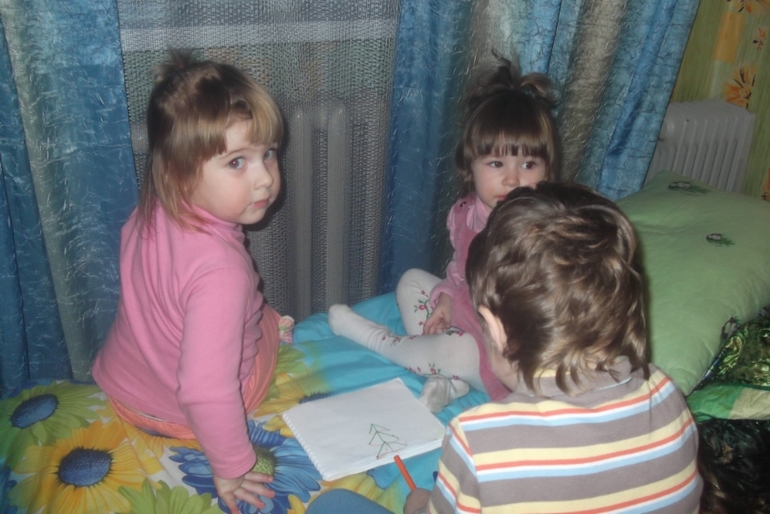 Приезжали братья Мужа )))...