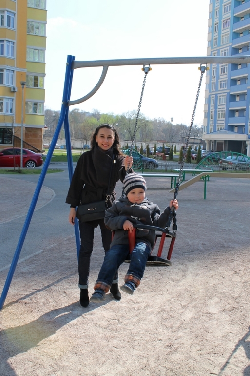 Про нас