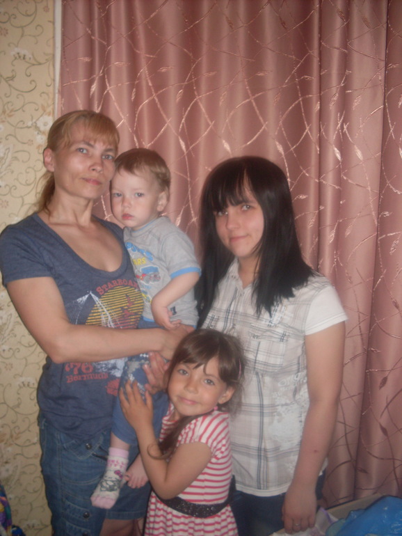 У ангелочка выросли рожки , копытца и хвост:(
