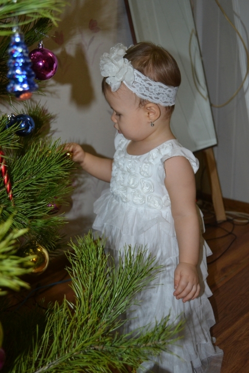 Нашему котеночку годик! 01.01.2014г.