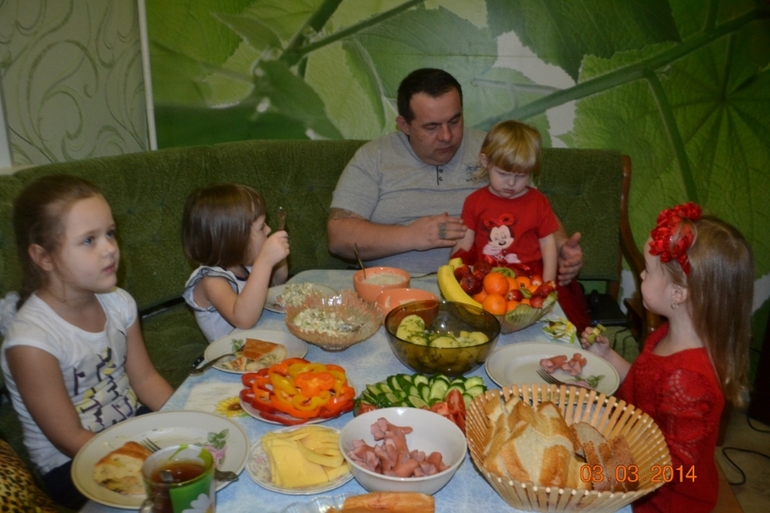 2 года Лизоньке сладкой мышке)