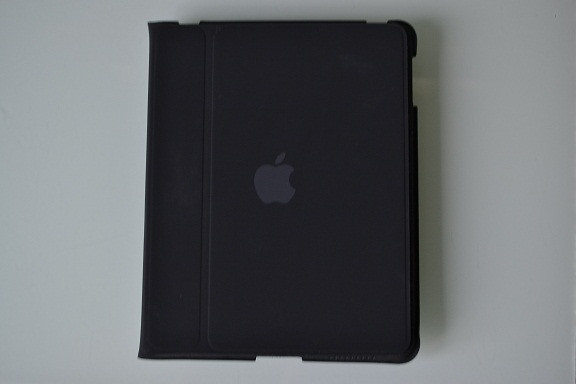 Продам iPad 1 16 Gb Wi-Fi 6000 руб.