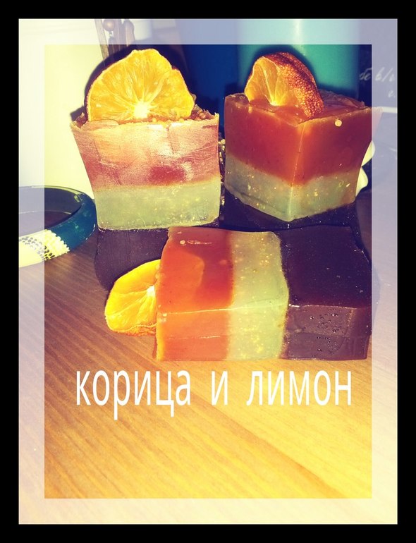Косметика ручной работы. Есть мыло с индийскими специями, для лица.