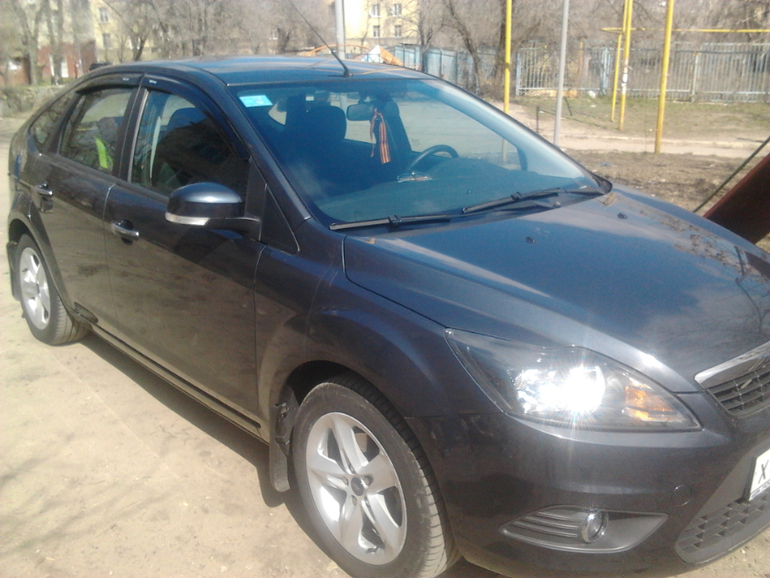 Продаю Ford Focus         СРОЧНО!!!!!