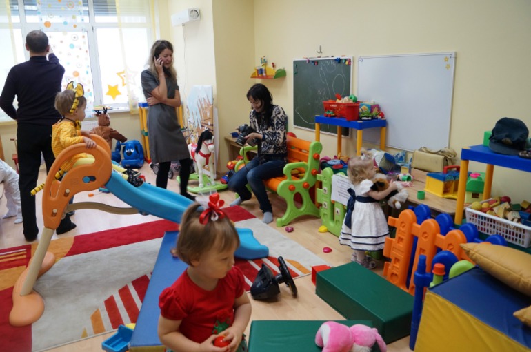 Катина елка в Школе Раннего Развития