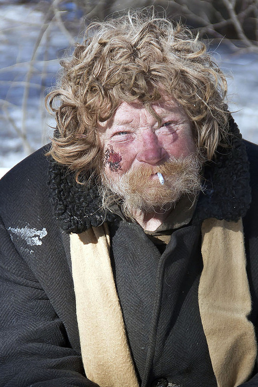 Красивый бомж.