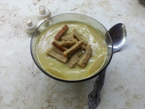 гороховый суп-пюре с шампиньонами